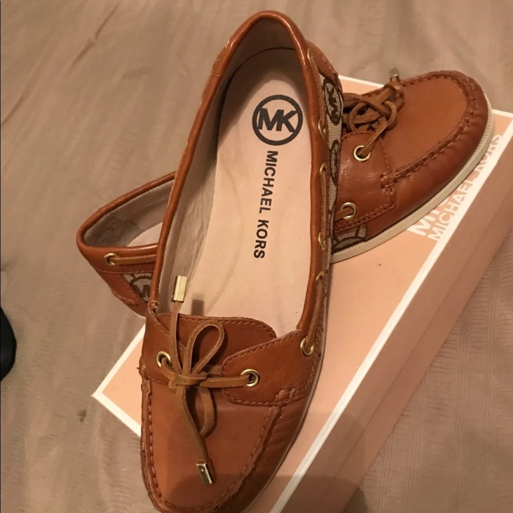 Michael kors boat shoes